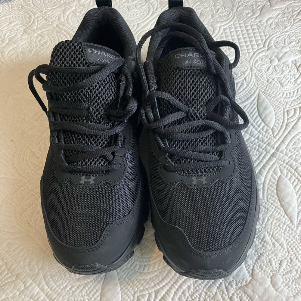 Under Armour Assert 9 Size 10 Women’s Black Mesh Sneakers